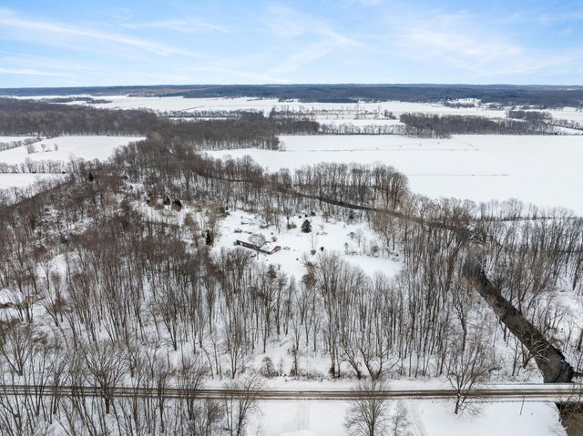 789 7th Street, Plainwell, MI 49080