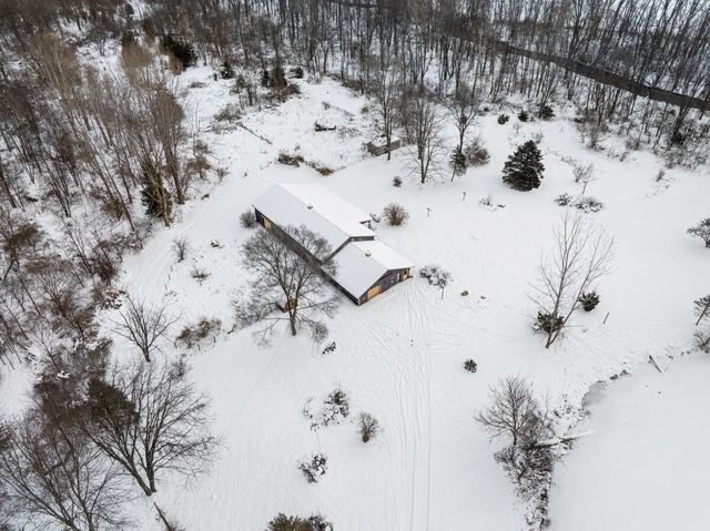 789 7th Street, Plainwell, MI 49080