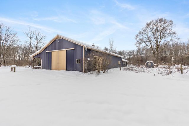 789 7th Street, Plainwell, MI 49080