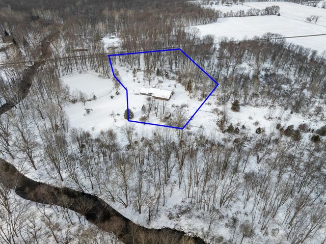 789 7th Street, Plainwell, MI 49080