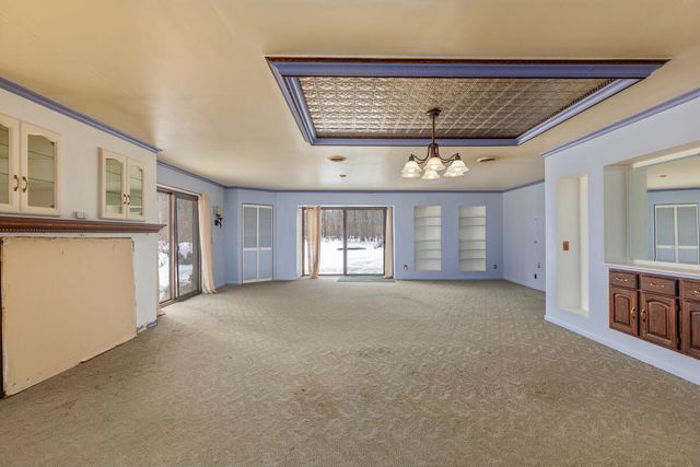 789 7th Street, Plainwell, MI 49080