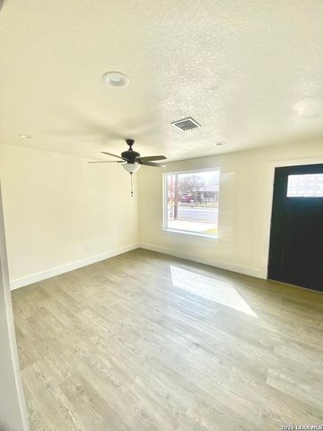 1307 Ceralvo, San Antonio, TX 78207