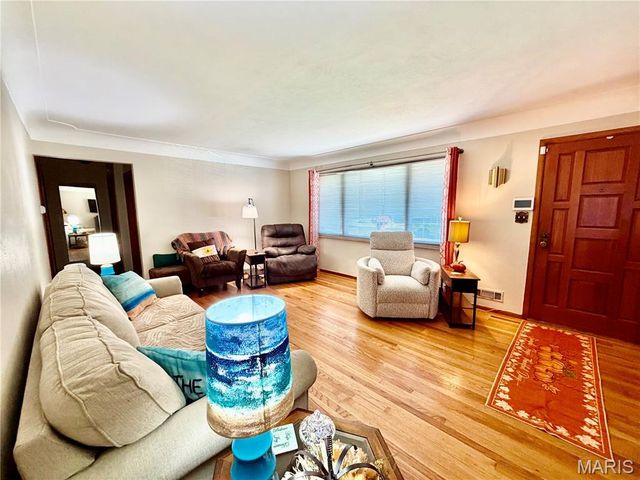 111 Sullivan Street, East Alton, IL 62024