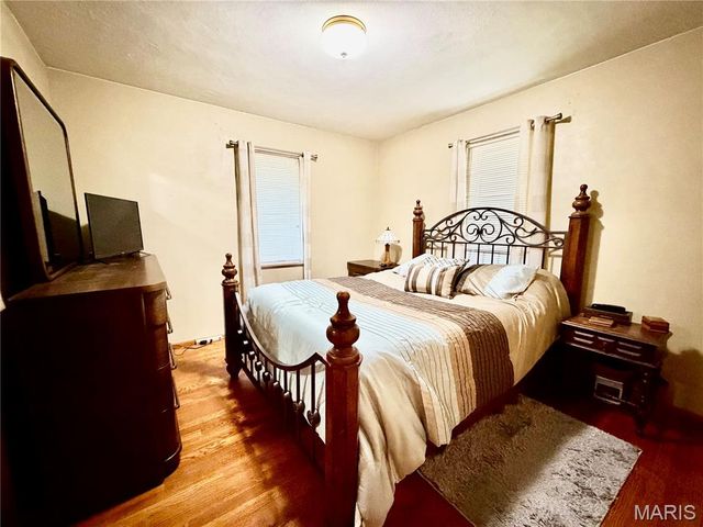 111 Sullivan Street, East Alton, IL 62024