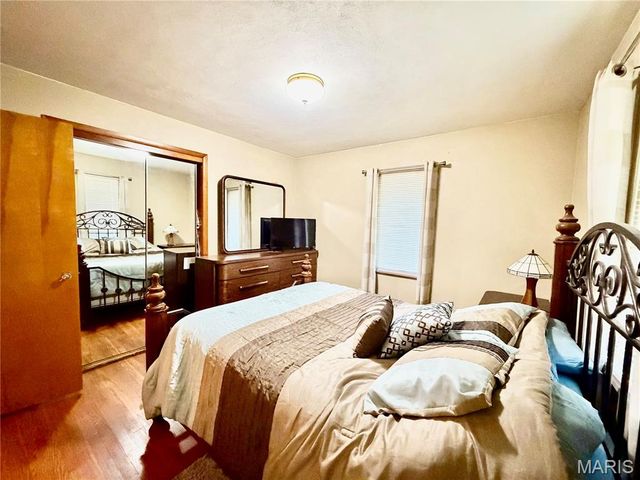 111 Sullivan Street, East Alton, IL 62024
