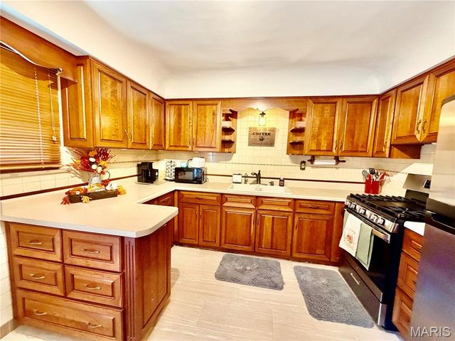 111 Sullivan Street, East Alton, IL 62024