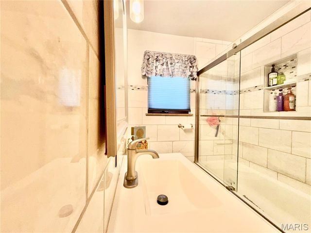 111 Sullivan Street, East Alton, IL 62024