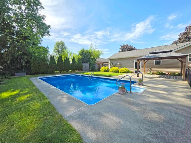 5 Brian Scott Place, Saginaw, MI 48602