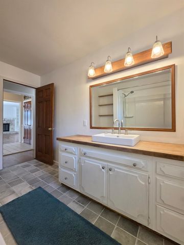 5 Brian Scott Place, Saginaw, MI 48602