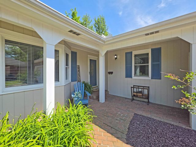 5 Brian Scott Place, Saginaw, MI 48602