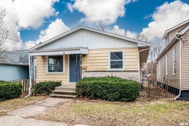 308 E CORRINGTON Avenue, Peoria, IL 61603