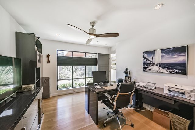 4122 N Braeswood Boulevard, Houston, TX 77025