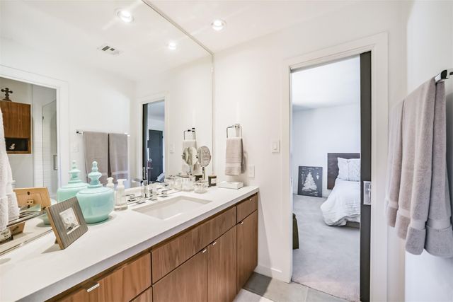 4122 N Braeswood Boulevard, Houston, TX 77025