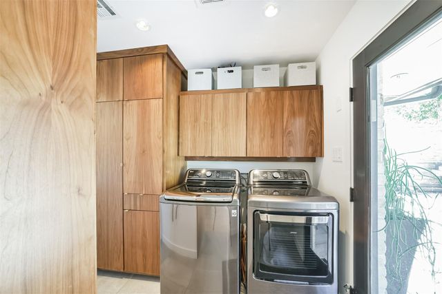 4122 N Braeswood Boulevard, Houston, TX 77025