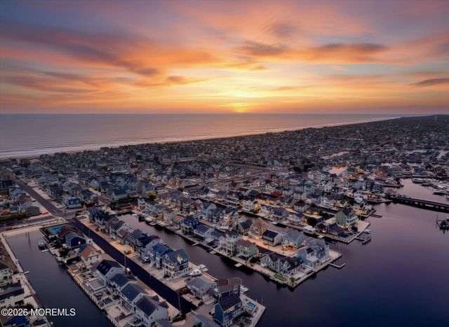 243 S Lagoon Road, Lavallette, NJ 08735