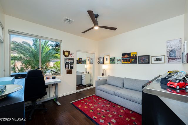 7378 E Valley Lights Place, Tucson, AZ 85750