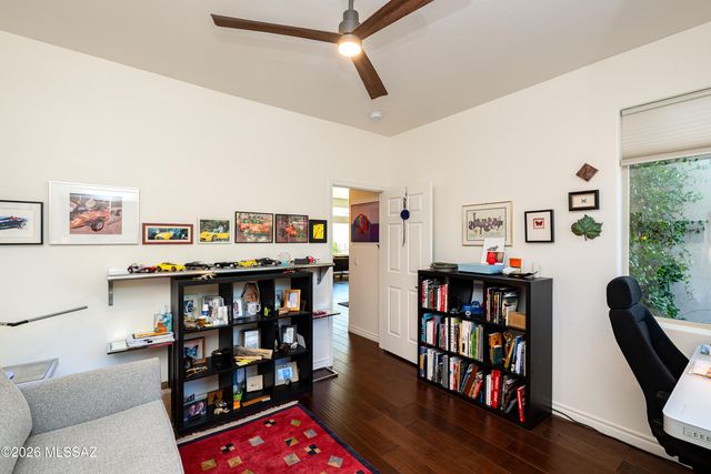 7378 E Valley Lights Place, Tucson, AZ 85750