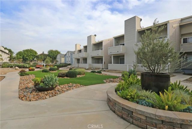 777 S Citrus, Azusa, CA 91702