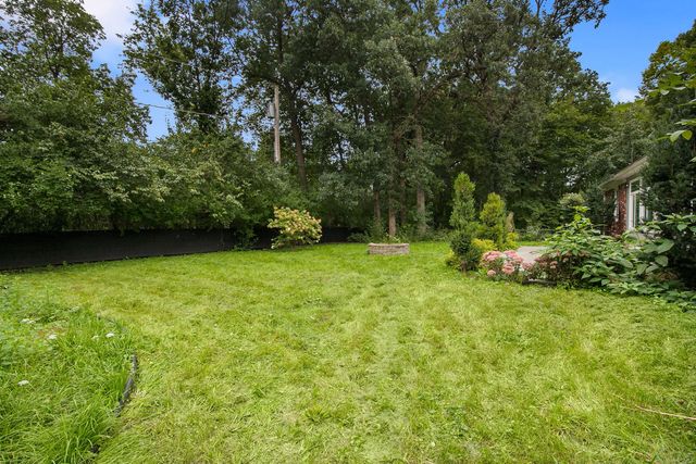 1433 Fulton Avenue, Winthrop Harbor, IL 60096