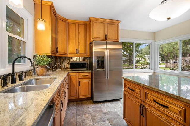1433 Fulton Avenue, Winthrop Harbor, IL 60096