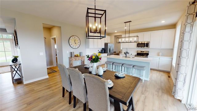 2526 Mystical Way, Camillus, NY 13031