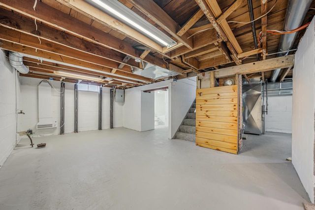 1852 MCCURDY STREET, Oshkosh, WI 54902