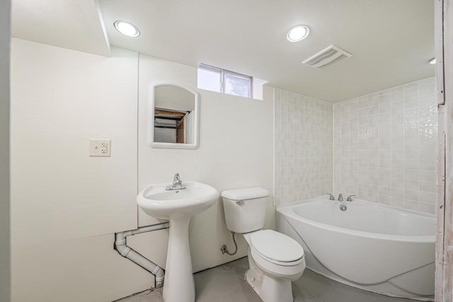 1852 MCCURDY STREET, Oshkosh, WI 54902