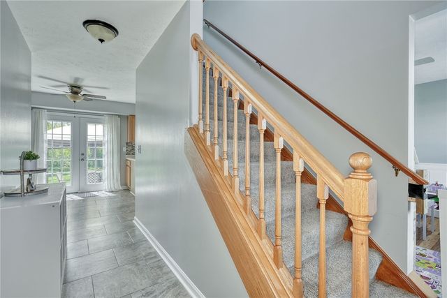 412 Burch Farm Drive, Clarkson, NY 14420