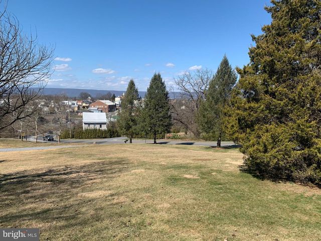 120 S HIGH STREET, Newville, PA 17241