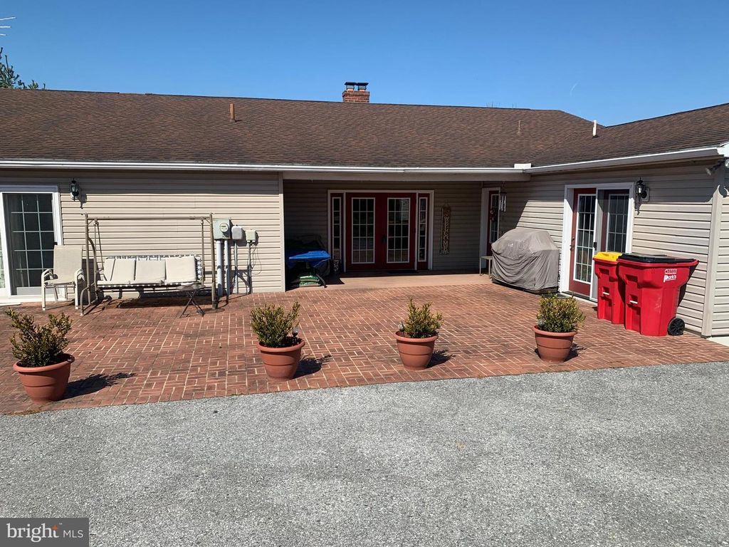 120 S HIGH STREET, Newville, PA 17241