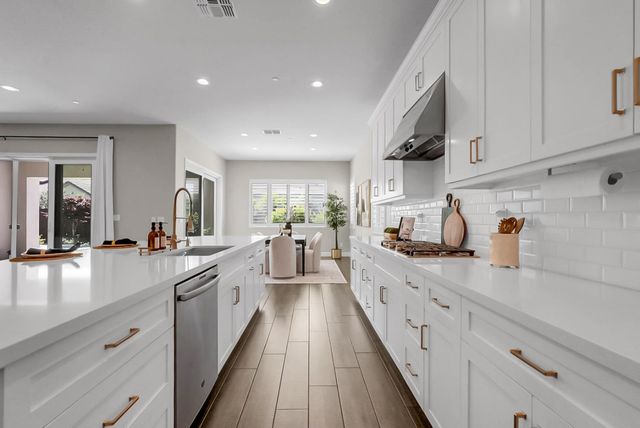 402 Jubilee Way, Stockton, CA 95204