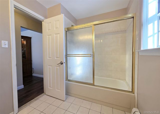 29 Pine Street, Port Jefferson, NY 11776