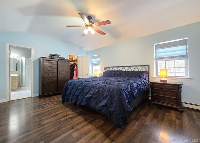 29 Pine Street, Port Jefferson, NY 11776