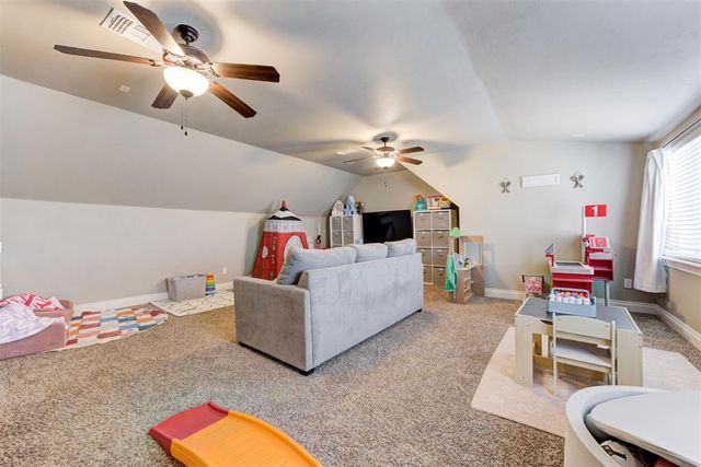 10805 NW 36th Terrace, Yukon, OK 73099