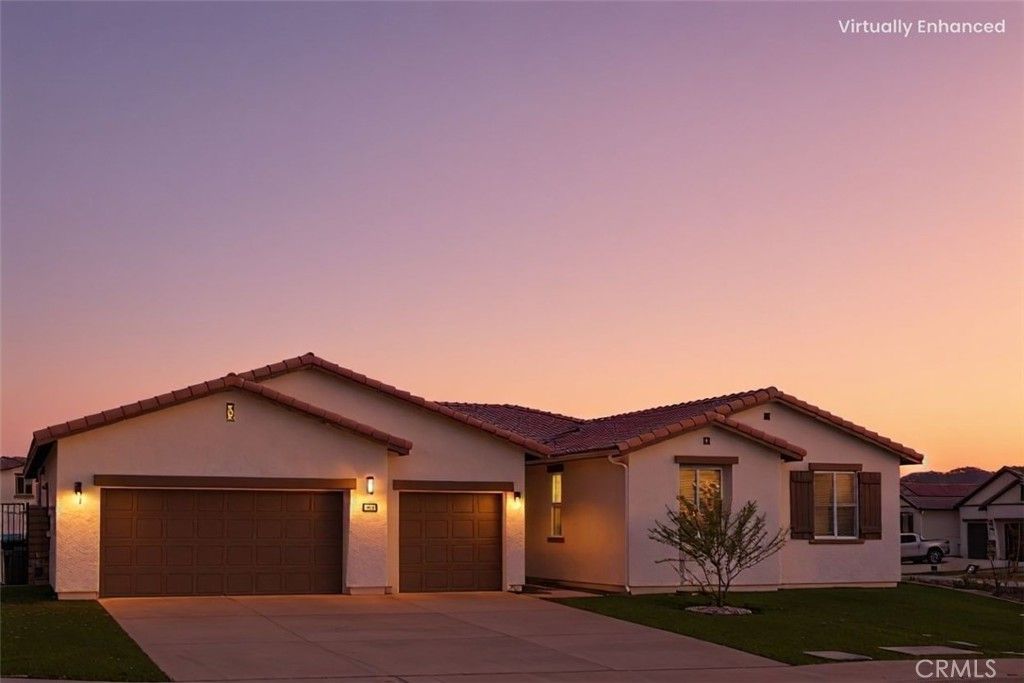 Image 3 of property listing at 36225 Beacon Light, Wildomar, CA 92595