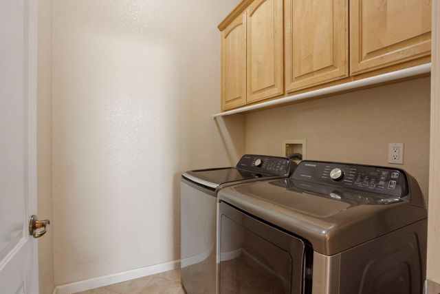 4135 Pebble Beach Dr, Stockton, CA 95219