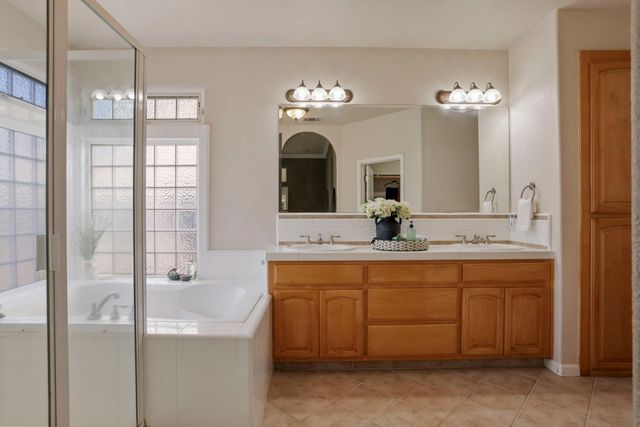 4135 Pebble Beach Dr, Stockton, CA 95219