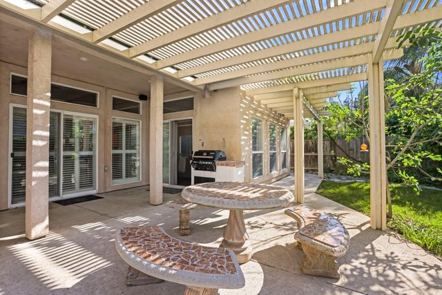 4135 Pebble Beach Dr, Stockton, CA 95219