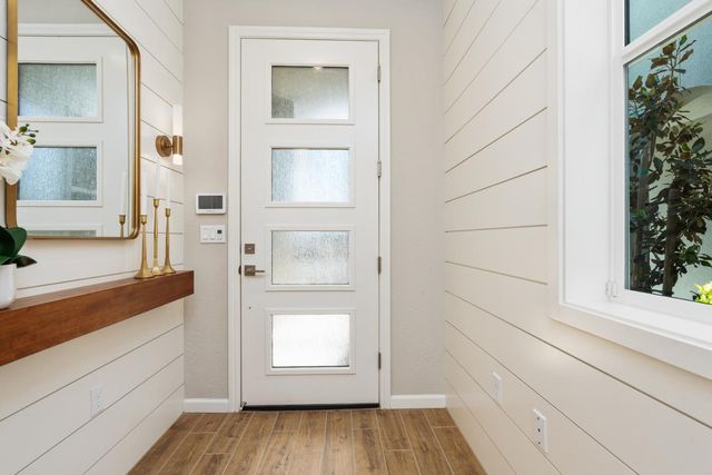 1526 Woodhill Lane, Clovis, CA 93619