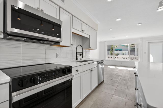 624 Southwind Circle 3, North Palm Beach, FL 33408