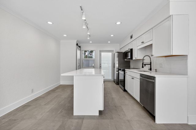 624 Southwind Circle 3, North Palm Beach, FL 33408