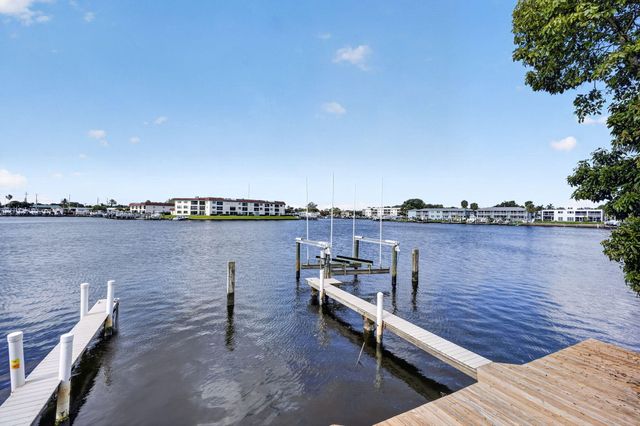 624 Southwind Circle 3, North Palm Beach, FL 33408