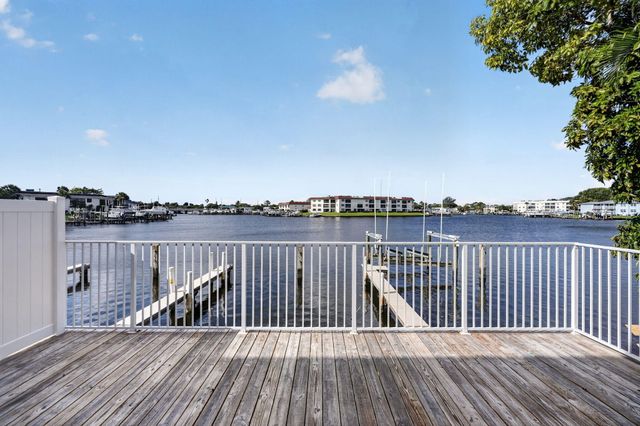 624 Southwind Circle 3, North Palm Beach, FL 33408