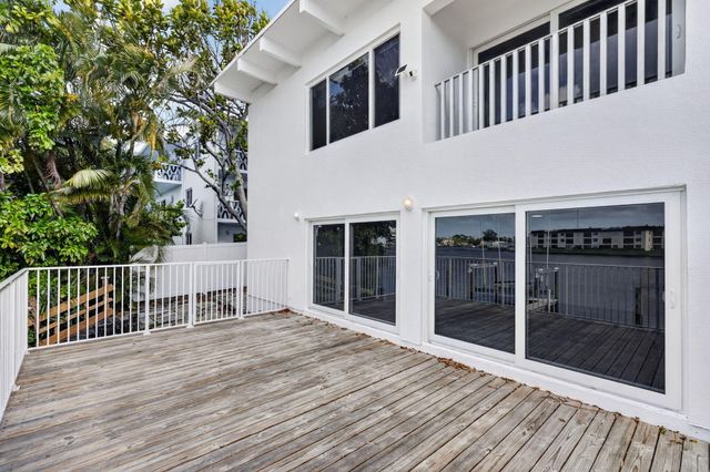 624 Southwind Circle 3, North Palm Beach, FL 33408