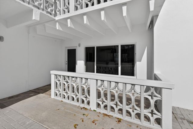 624 Southwind Circle 3, North Palm Beach, FL 33408