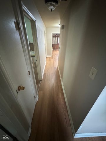 715 Leisure Lane, Greenwood, IN 46142