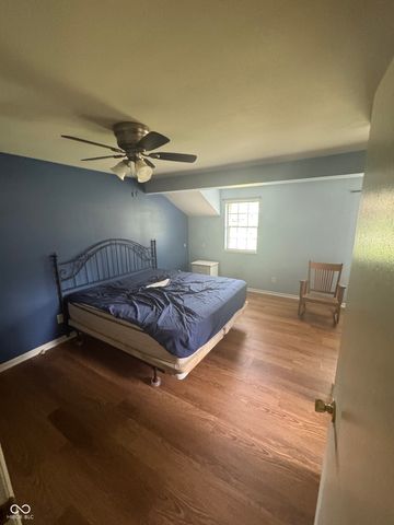 715 Leisure Lane, Greenwood, IN 46142