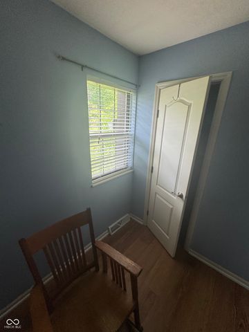 715 Leisure Lane, Greenwood, IN 46142