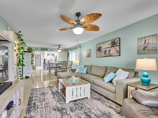 6020 NW 44th Street 401, Lauderhill, FL 33319