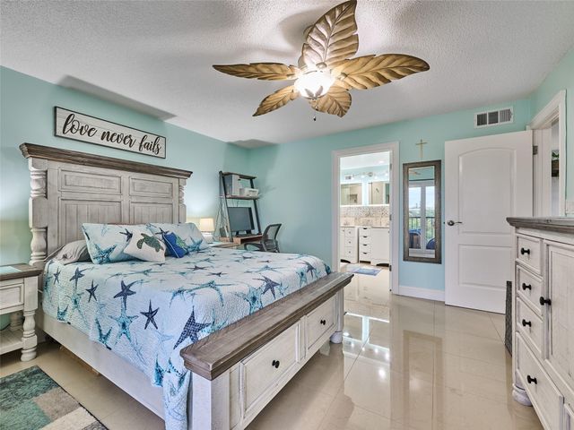 6020 NW 44th Street 401, Lauderhill, FL 33319